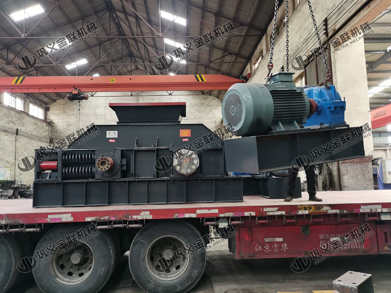 時產(chǎn)30噸對輥破碎機有哪些結構，有哪些型號？