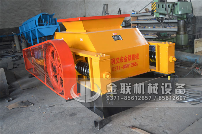 齒式破碎機是怎樣調(diào)整排料口大小的,型號有哪些? 齒式破碎機是怎樣調(diào)整排料口大小的,型號有哪些?