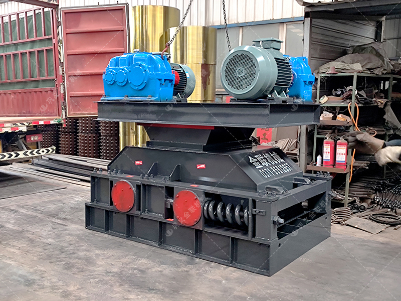 石膏破碎用什么設備？雙齒輥破碎機廠家哪家好？